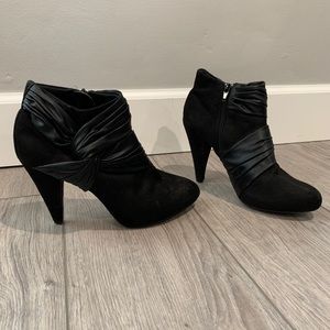 Black Zip Up Heels
